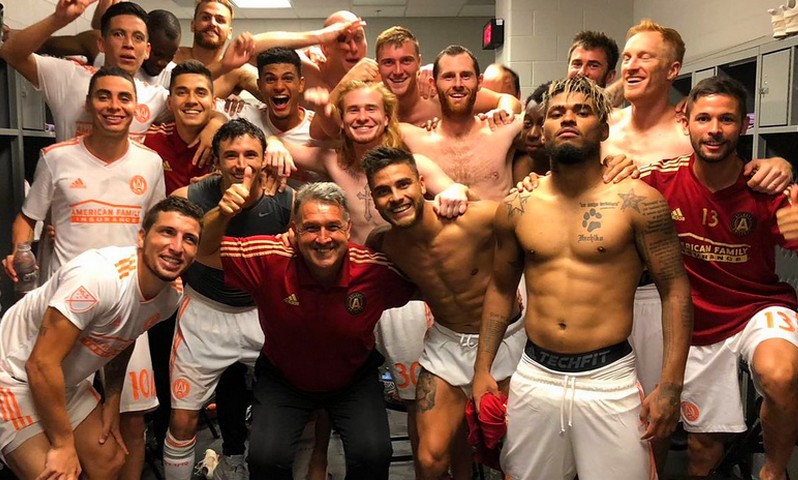 El Tata Martino festeja el triunfo del Atlanta United, que sigue en la punta