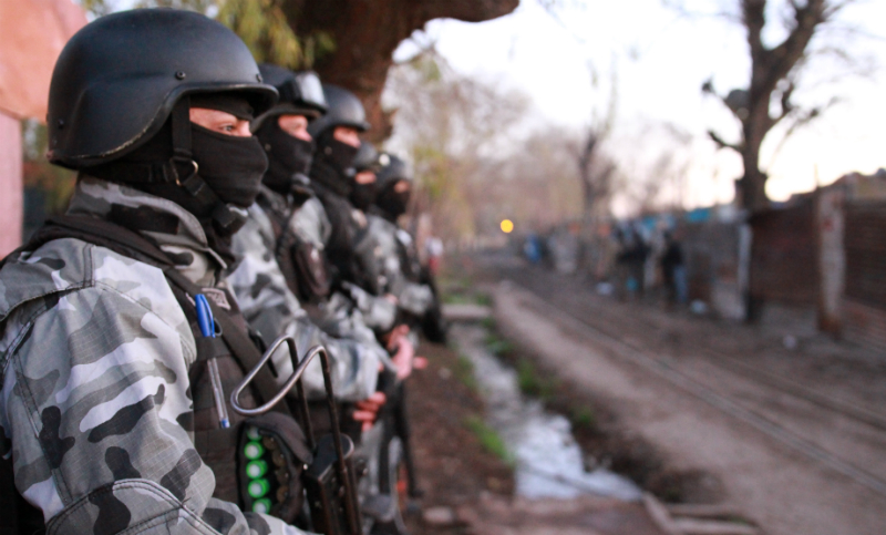 Tres detenidos, estupefacientes y armas secuestradas en diez allanamientos