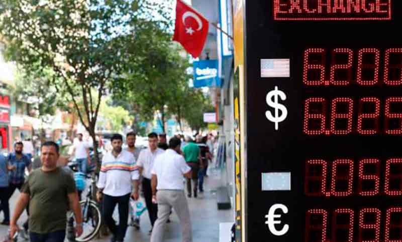Economías emergentes fragilizadas por el hundimiento de la lira turca