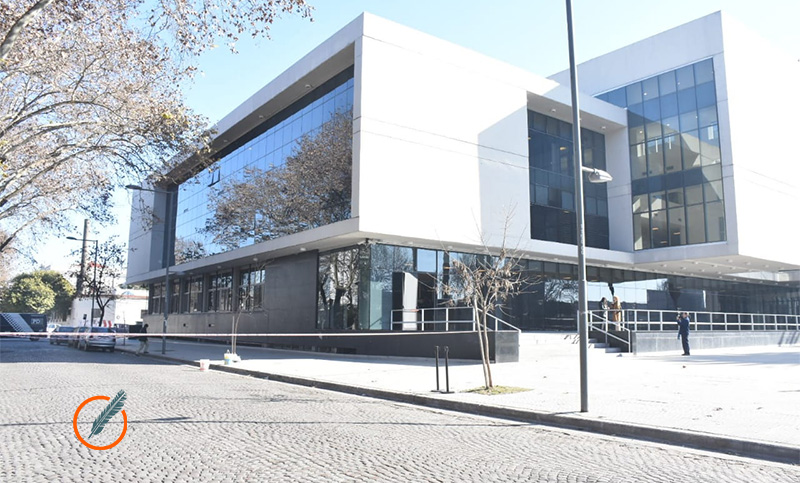 El vallado al Centro de Justicia Penal ya genera traumas en el barrio