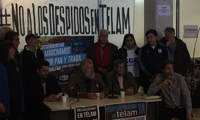 Organizaciones sociales marchan desde Liniers a Plaza de Mayo