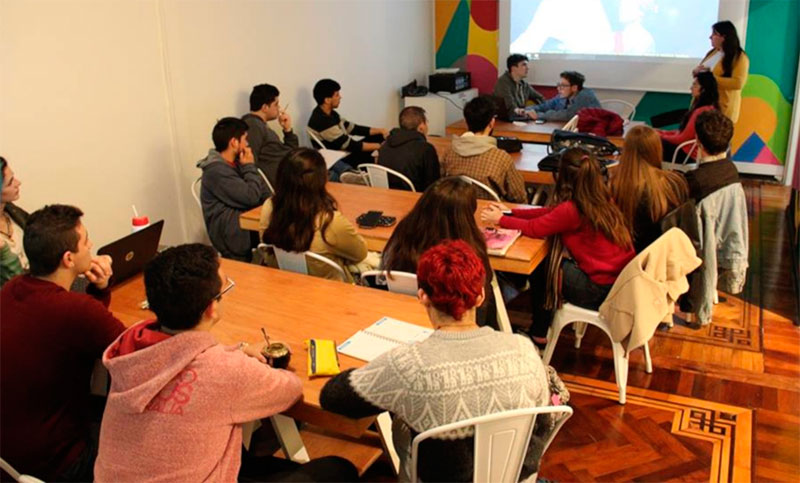 La provincia lanzó nuevos cursos para formación en empleos modernos