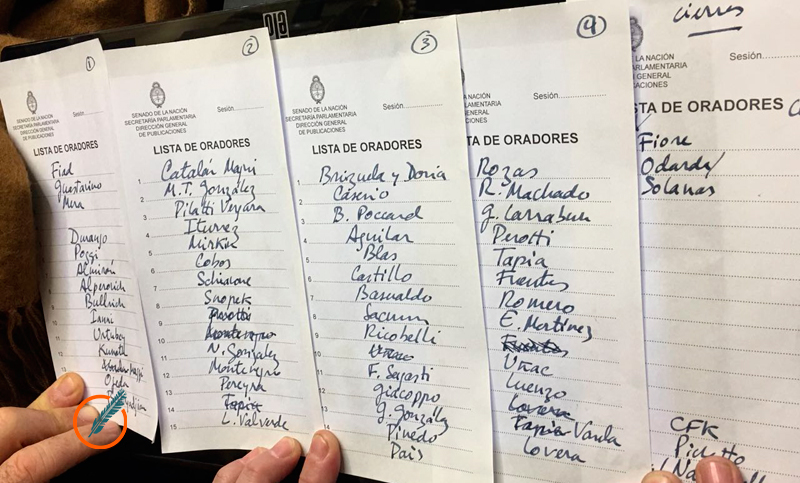 Con 60 oradores en total, la sesión sobre aborto finalizaría después de medianoche