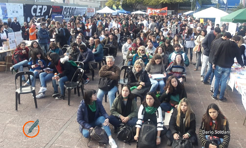 Comenzó la universidad itinerante en Plaza Montenegro
