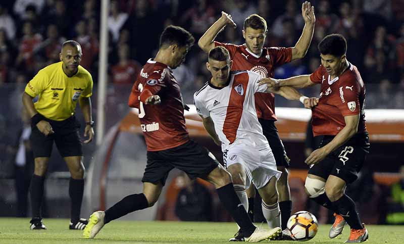 Independiente y River no tuvieron puntería y la serie quedó abierta