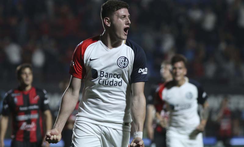 San Lorenzo derrotó a Patronato y consiguió su primera victoria en la Superliga
