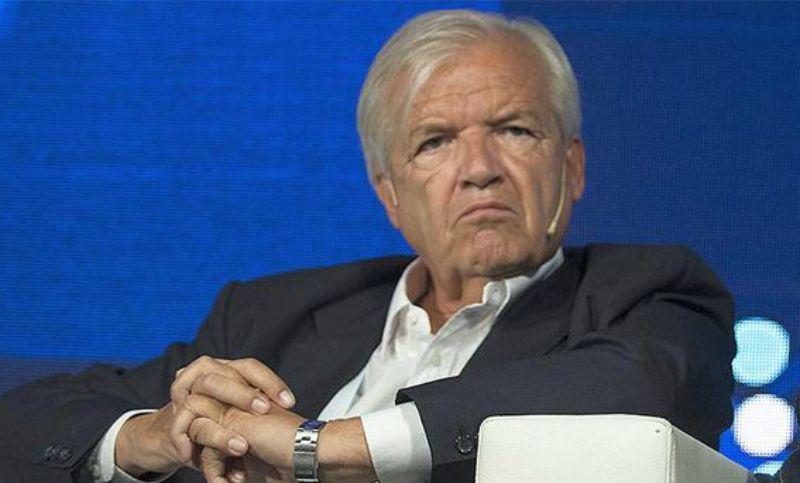 Un sector de la UIA quiere desplazar a Betnaza por la causa de los cuadernos