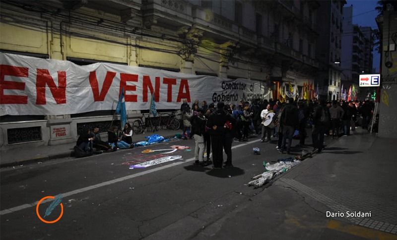 Estudiantes realizarán una Marcha de las Antorchas hacia donde tocará Charly