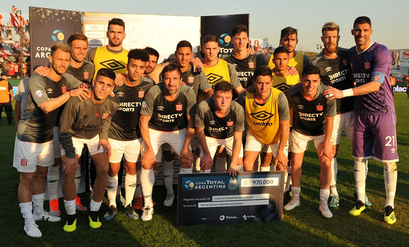 Estudiantes le ganó a Luján por penales y clasificó a octavos de final