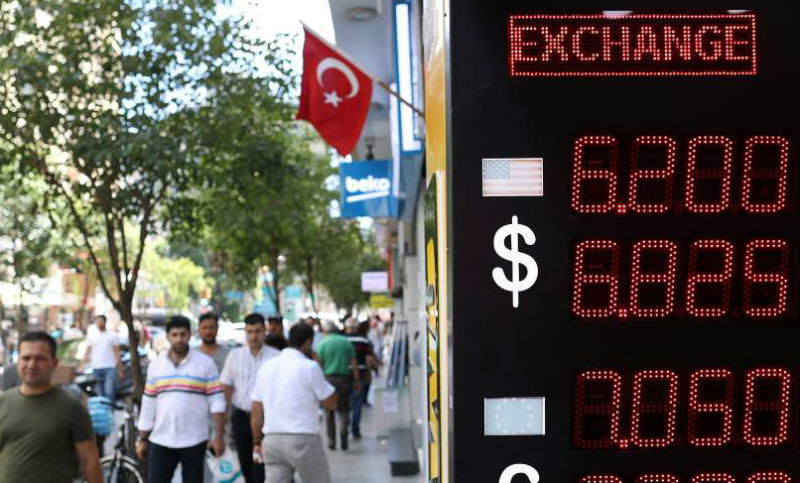 La inflación en Turquía se dispara un 17,9% en agosto, un récord en 15 años