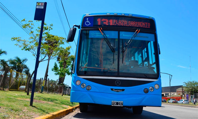 Poesía colectiva: habrá lecturas en las líneas de transporte urbano de pasajeros