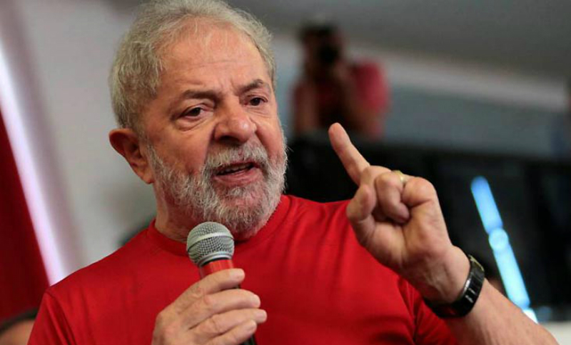 El PT analiza los pasos a seguir tras la inhabilitación de Lula