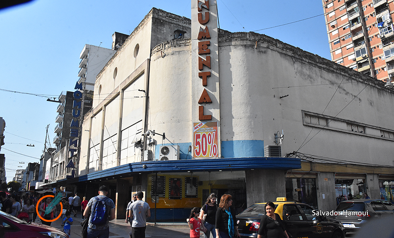 Los ex trabajadores del cine Monumental siguen sin cobrar indemnizaciones