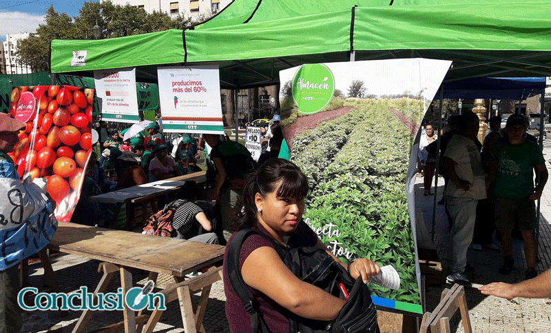 Productores de la agricultura familiar realizan un “feriazo” por medidas para el sector
