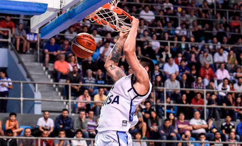 Argentina vapuleó a Puerto Rico y quedó a un paso del Mundial