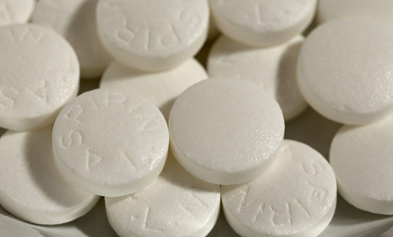 La aspirina no previene el ataque cardíaco ni el accidente cerebrovascular