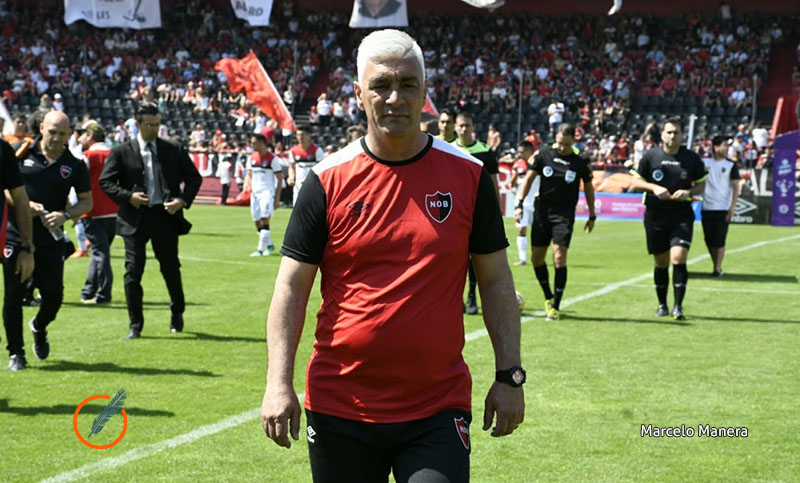 De Felippe no confirmó el equipo y dijo que Oviedo pidió disculpas
