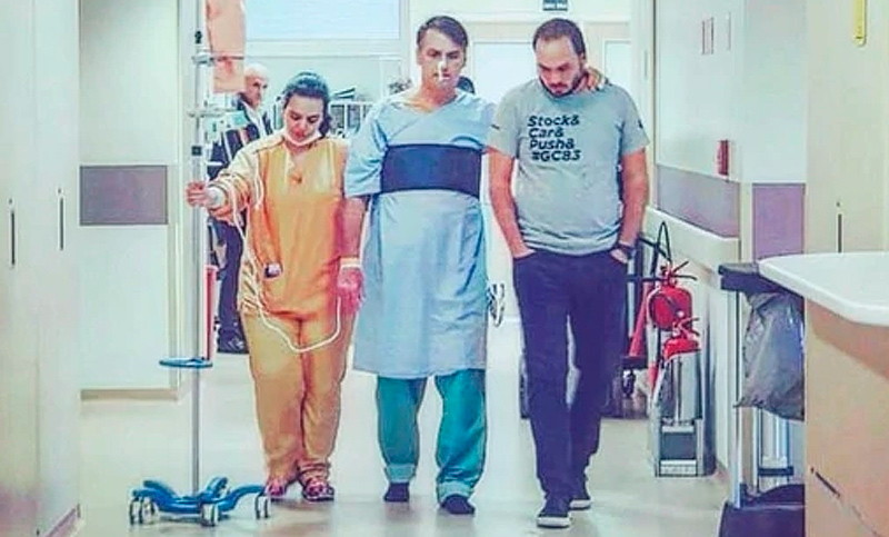El candidato ultraderechista Jair Bolsonaro salió del hospital
