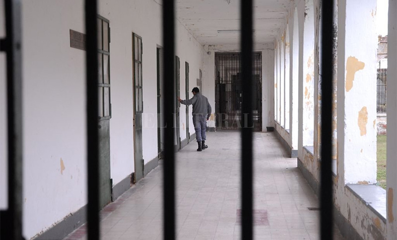 Un interno murió tras ser acuchillado en una pelea dentro de la cárcel de Coronda