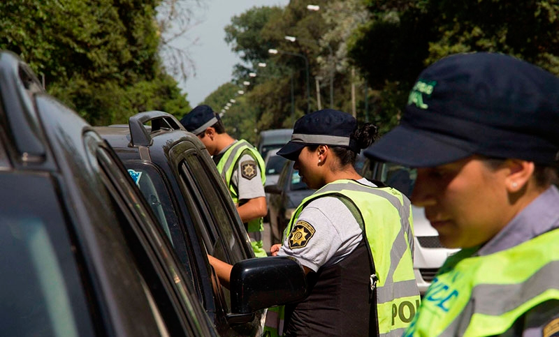 Alcoholemia positiva: huyó, cayó a la zanja y lo atraparon