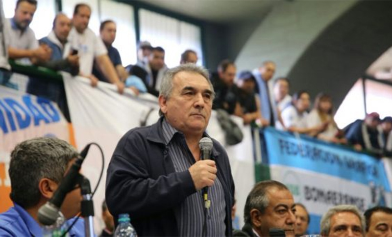 Schmid dijo que “no hay que descartar” que se pueda adelantar el paro