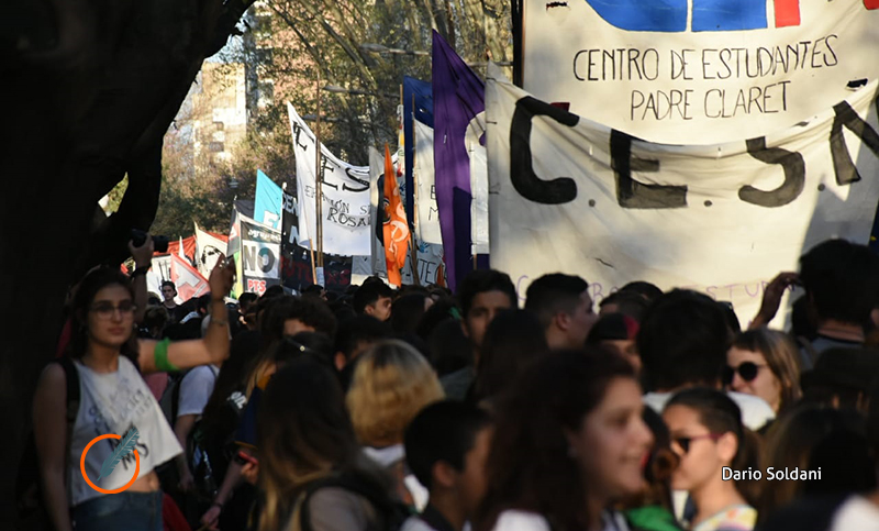 A 42 años de la Noche de los Lápices, los estudiantes reclamaron por el costo del boleto