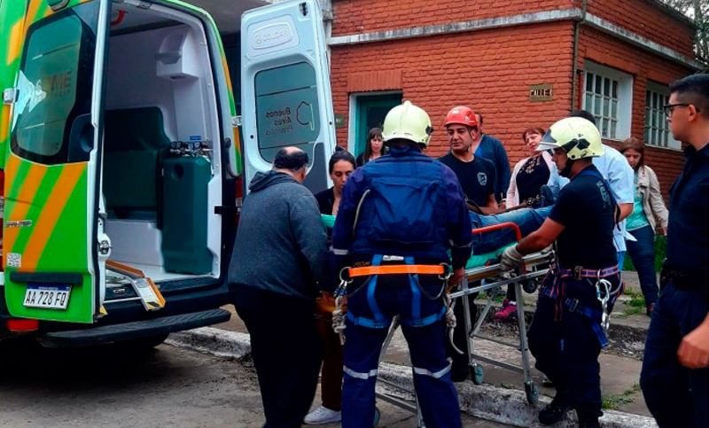 Intentó suicidarse desde una antena de 120 metros de altura pero fue rescatado