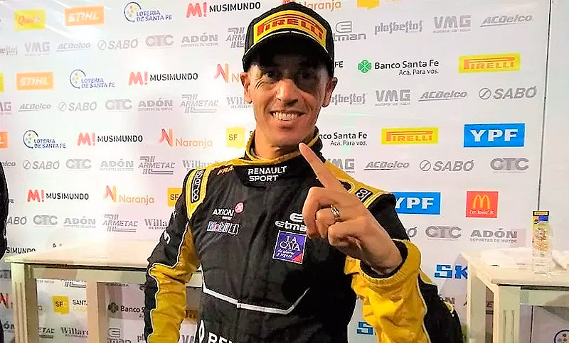 Pernía ganó el Súper TC 2000 nocturno en el callejero de Santa Fe