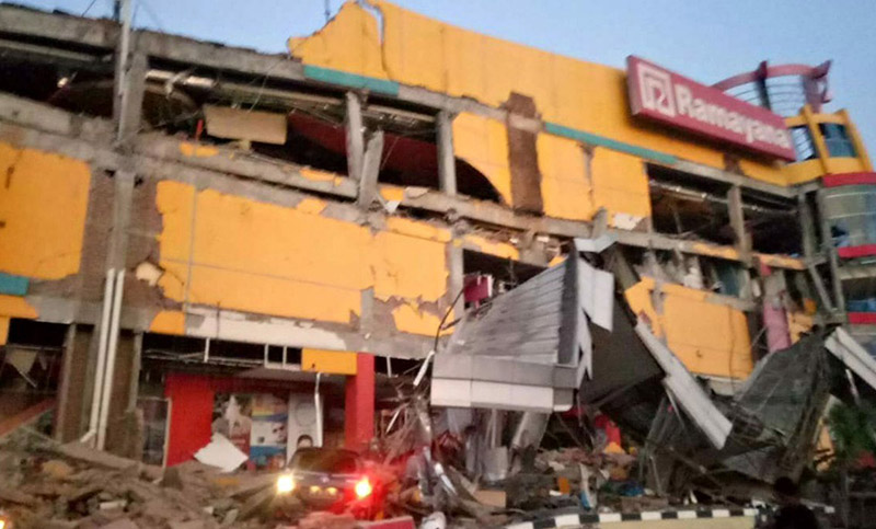 Terrible tsunami en Indonesia