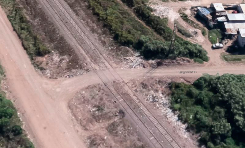 Corría con auriculares por las vías y fue arrollado por un tren
