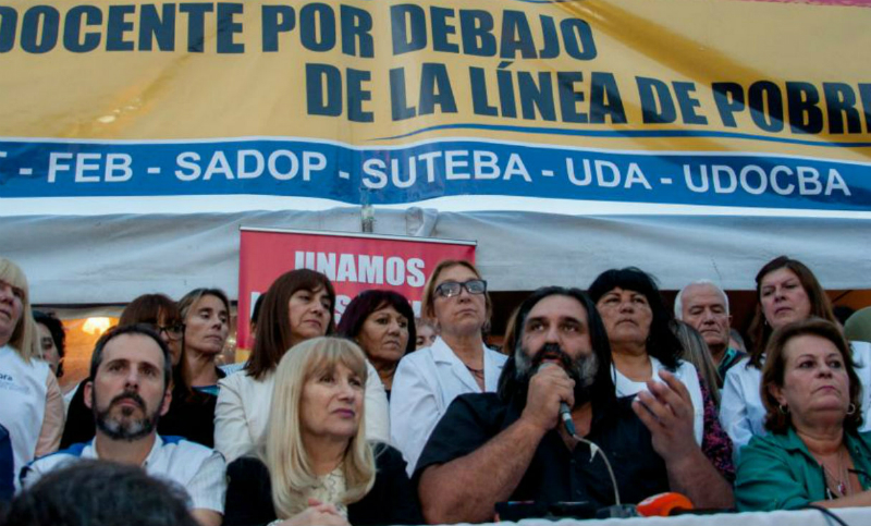 Docentes bonaerenses realizarán una protesta frente a la Dirección de Educación