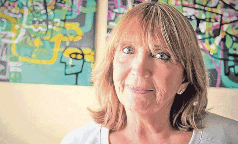 Florencia Lo Celso fue declarada poeta y docente distinguida