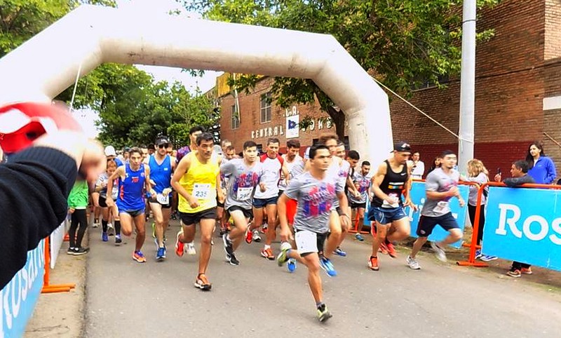 El maratón Charrúa revolucionó el domingo de zona sur