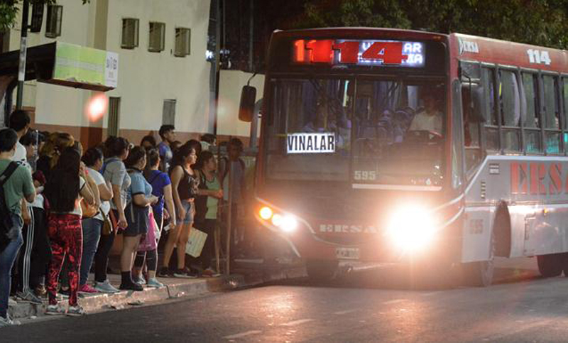 Santiago del Estero: seis líneas de colectivos paran en reclamo de aumento salarial