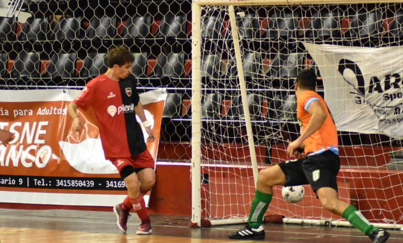 Newell’s goleó en casa y dio un paso más hacia el ascenso