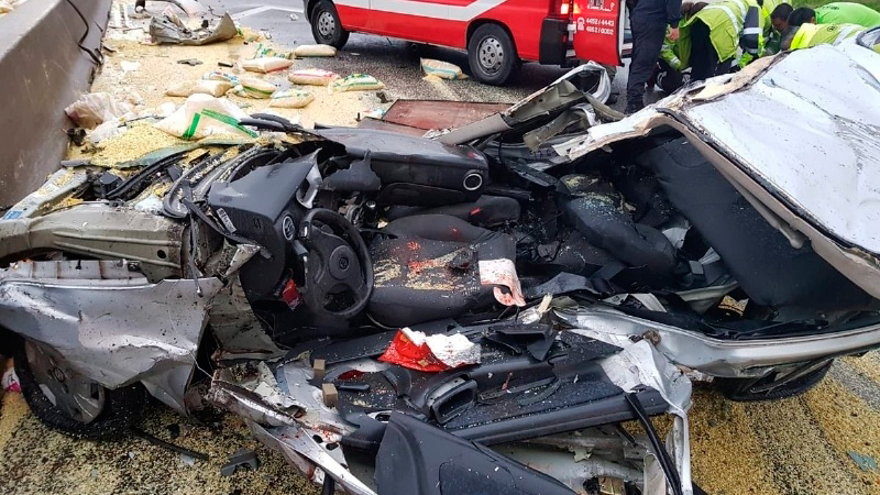 Tragedia en la autopista Buenos Aires-La Plata deja un muerto y varios heridos