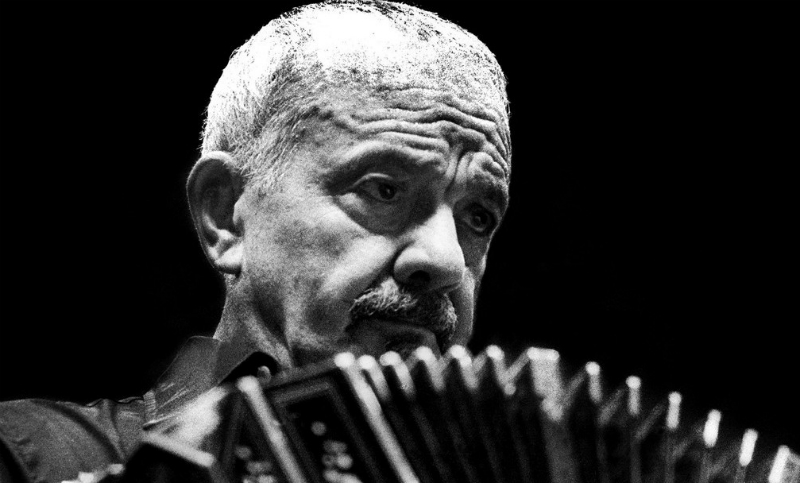 Una película sobre Piazzolla que «da cuenta de todos los matices que tiene una persona»