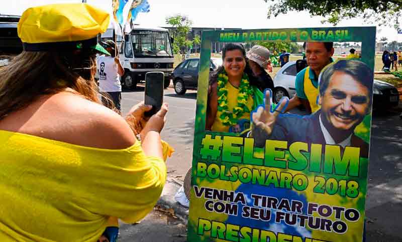 Brasil vota a presidente con el ultraderechista Bolsonaro como favorito