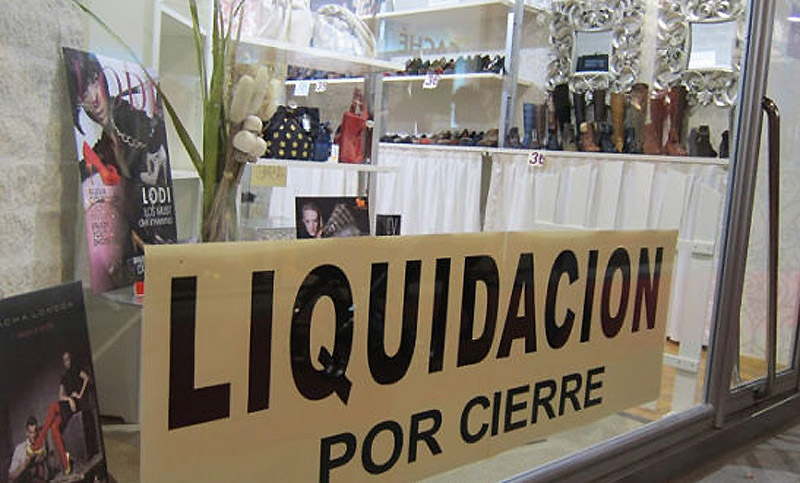 Cierran 100 comercios por día en el área metropolitana de Buenos Aires