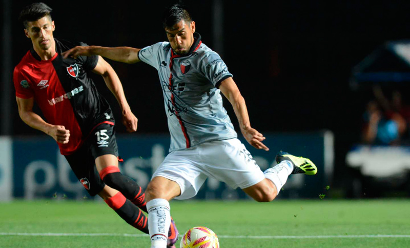 Newell’s cayó ante Colón y sigue sin levantar como visitante