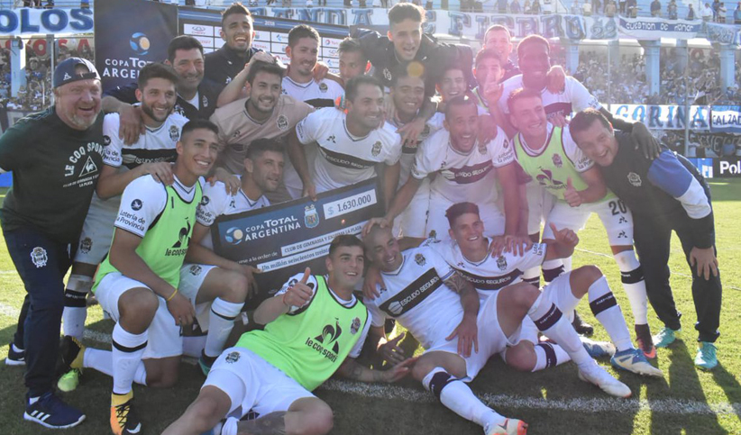 Gimnasia eliminó a los santiagueños y jugará con River en semis