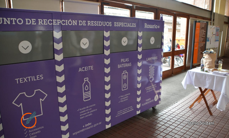 Presentaron los nuevos contenedores para residuos especiales