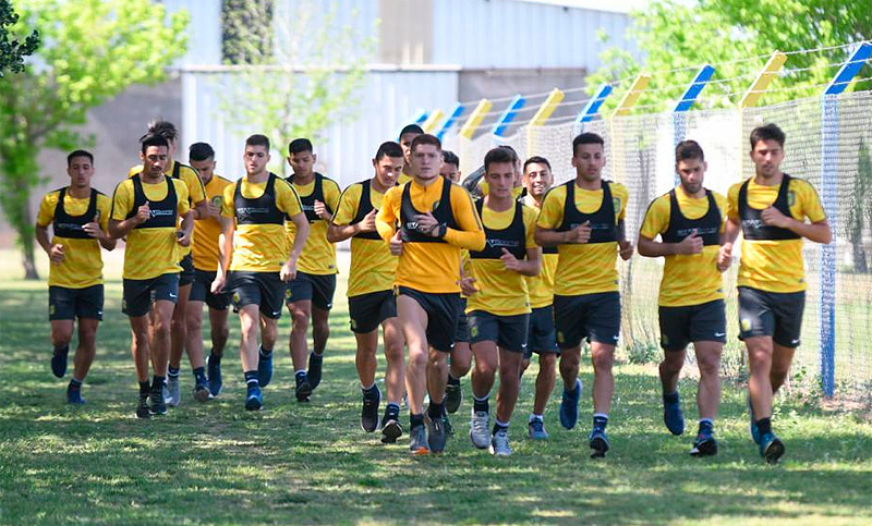 Bauza analiza variantes con la mira puesta en su visita a Paraná