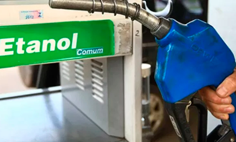 Suben los precios del etanol que se usa para mezclar con las naftas