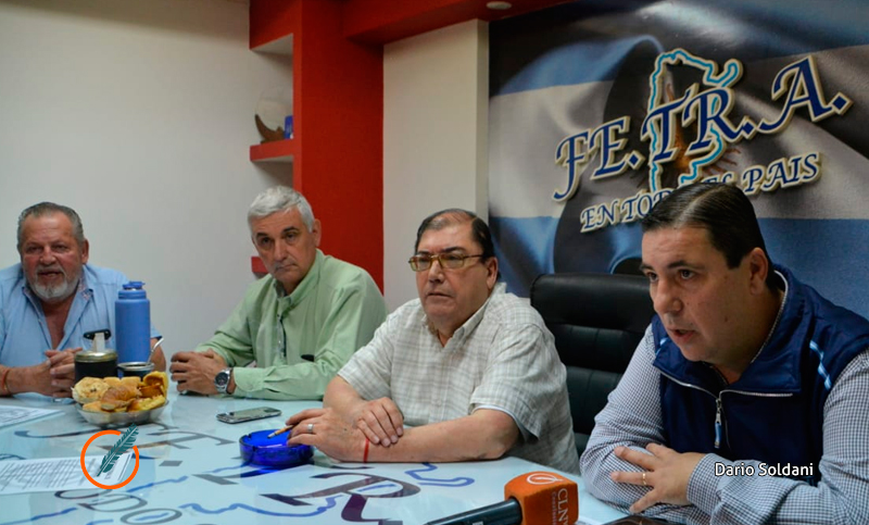 Transportistas de granos lanzan un paro por tiempo indeterminado