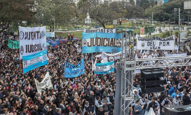 Judiciales lanzaron un paro de 24 horas en rechazo al pago de ganancias y al traspaso