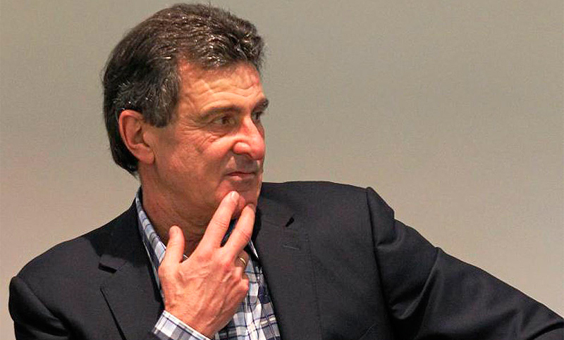 Kempes salió a defender a Messi de las críticas maradonianas