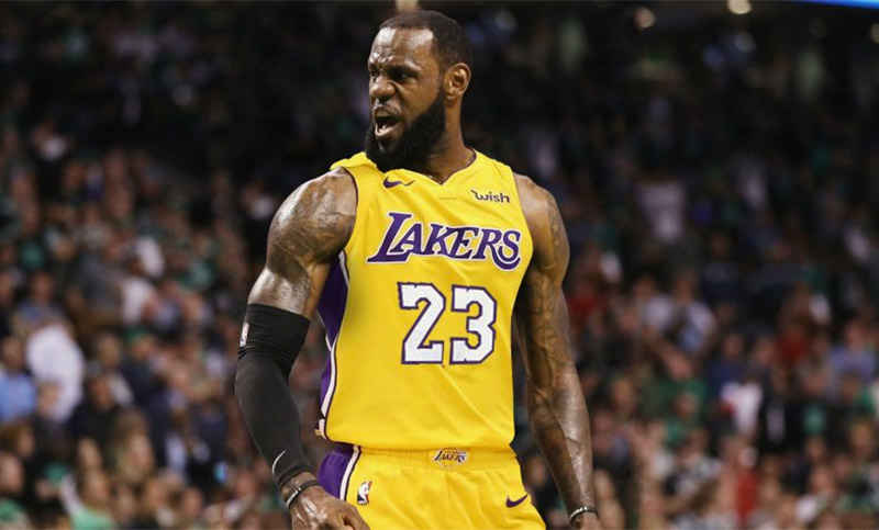 Los Lakers se sacaron la mufa y los Warriors siguen firmes en la NBA