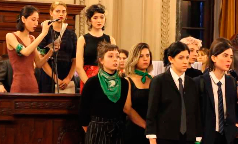 Egresadas del Nacional Buenos Aires denunciaron a profesores y preceptores por acoso dentro de la institución