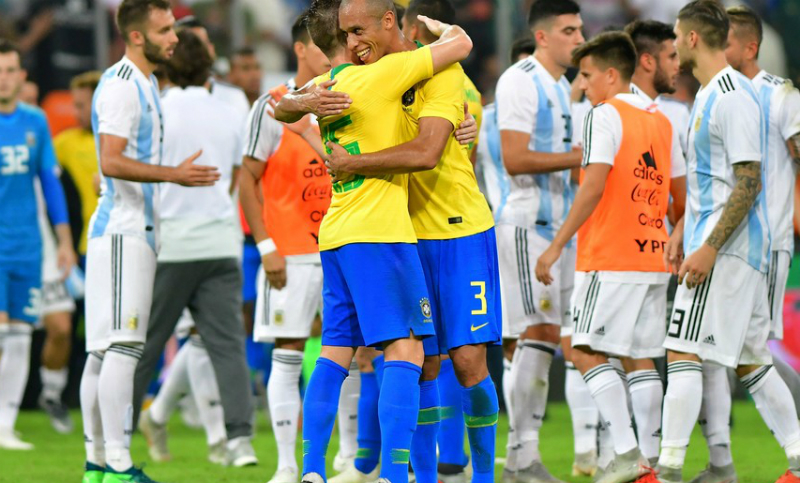 Argentina perdió sobre la hora 1 a 0 ante Brasil